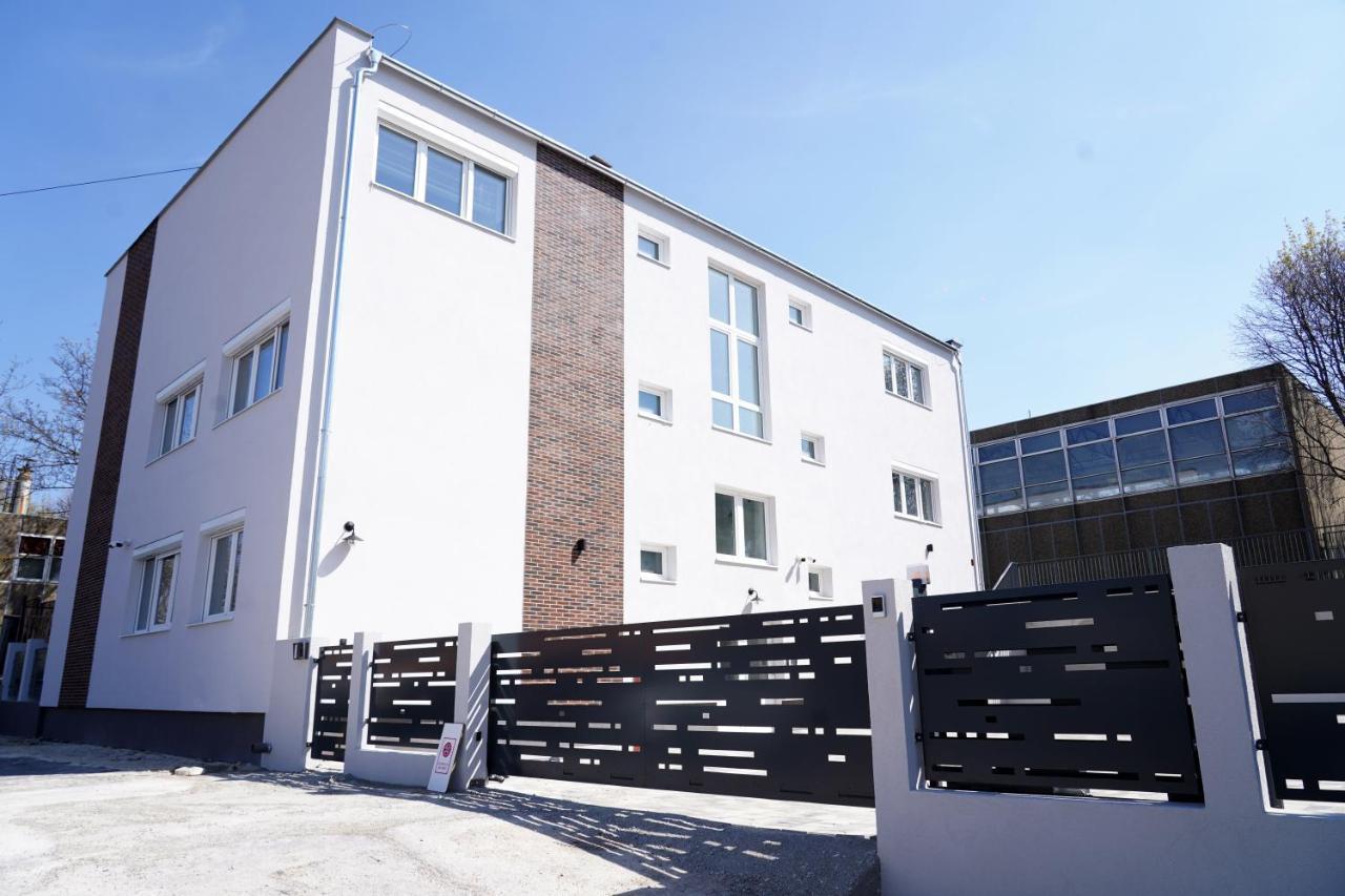 Apartament Radnoti *